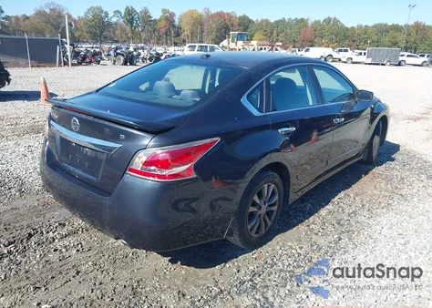 2015 Nissan Altima 2.5 S z USA, uszkodzony, nr VIN 1N4AL3AP3FC215412